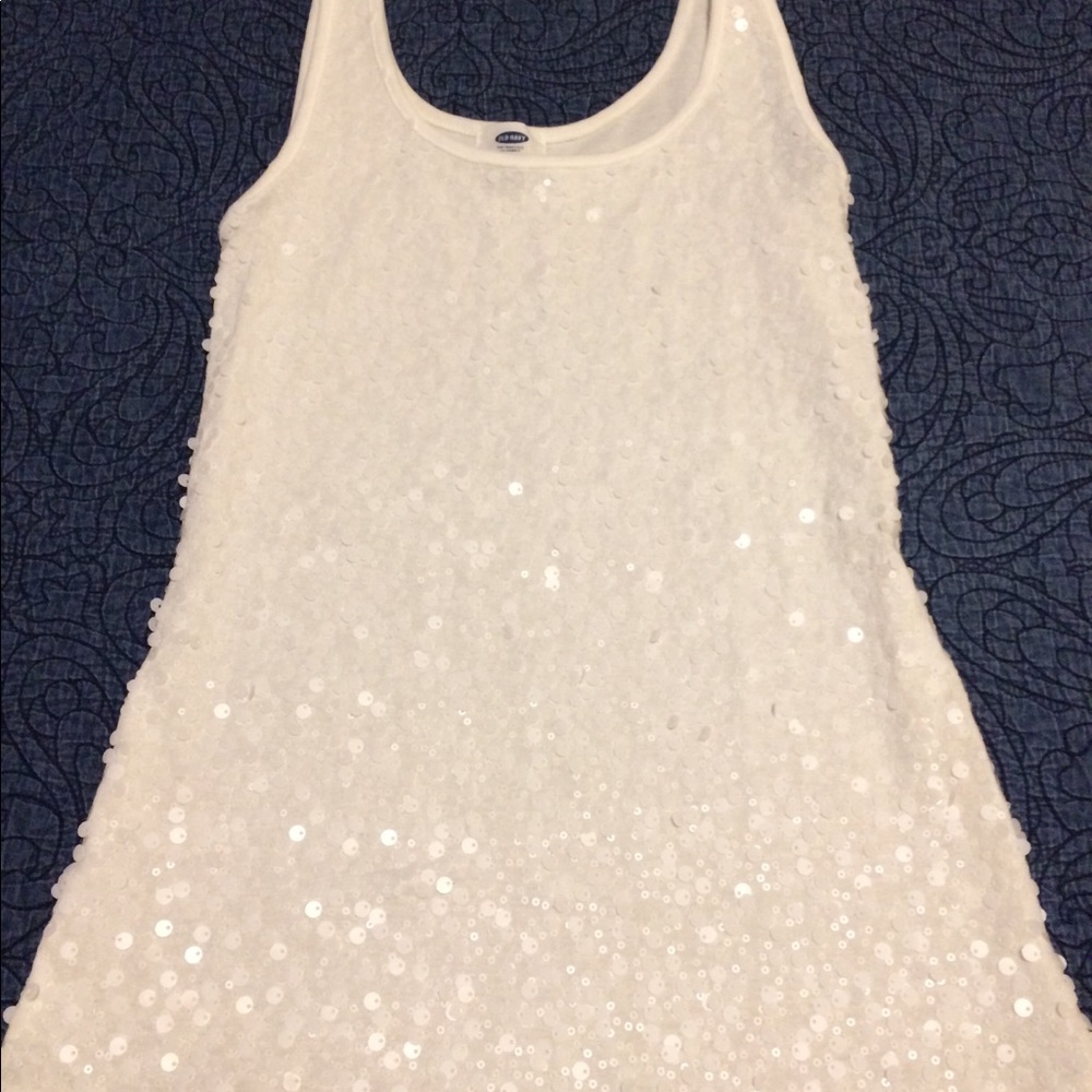 White sequin top with cotton back
